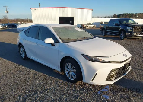 2025 Toyota Camry Le из США, поврежденный, VIN 4T1DAACK6SU621817